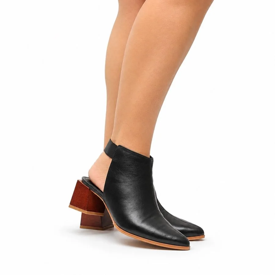 Bota com fundo limpo
